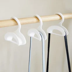 Lot de 3 cintres de sac