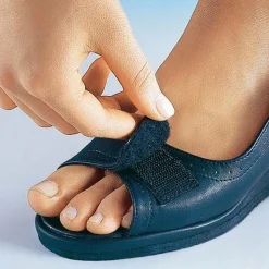 Lot de 2 paires de sandales blanche et marine