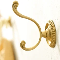 Patère crochet double