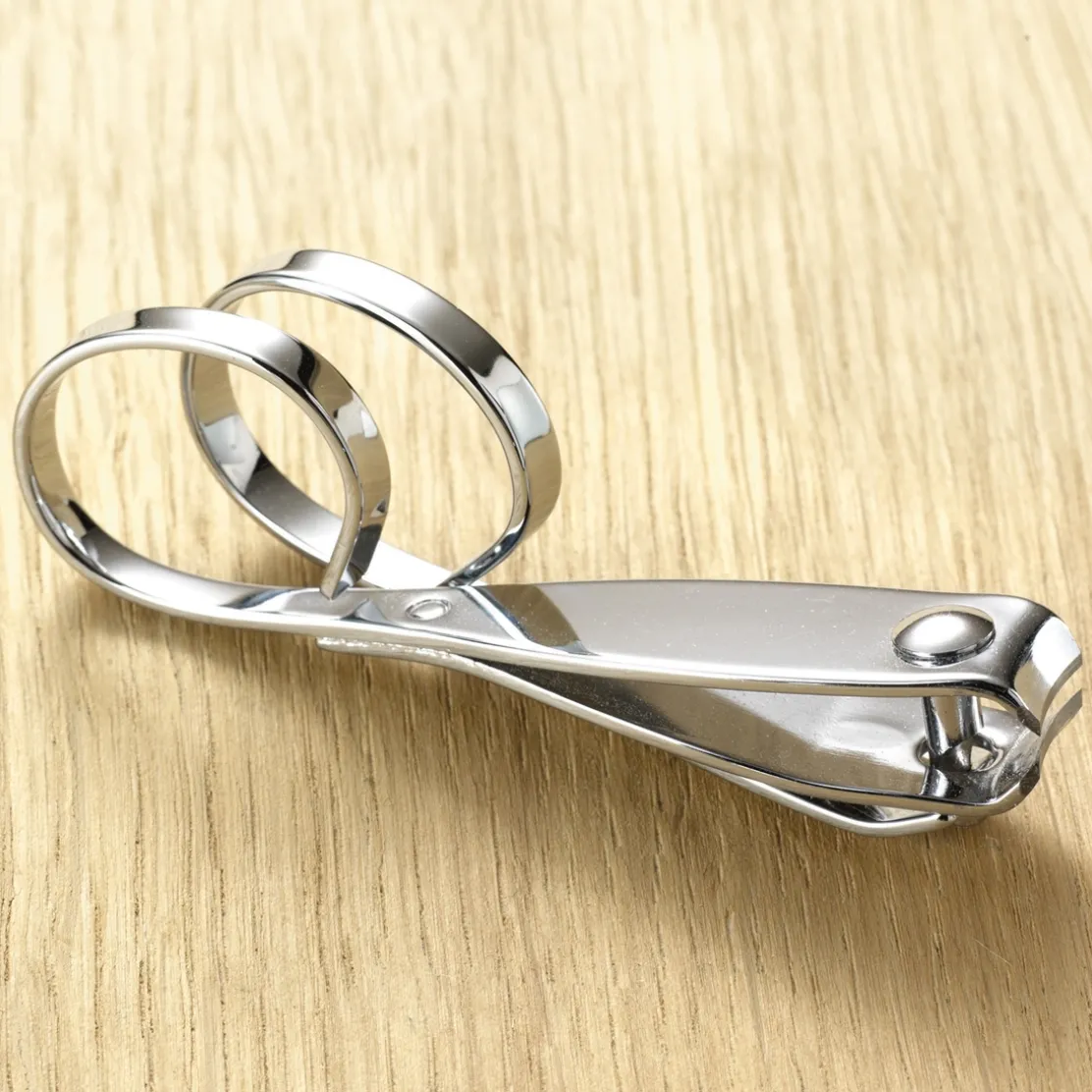 Pince coupe-ongles anneaux