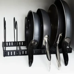 Rangement poêles et couvercles