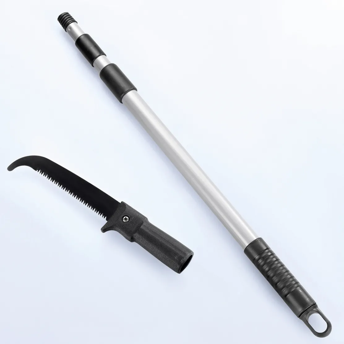 Scie à élaguer avec manche télescopique